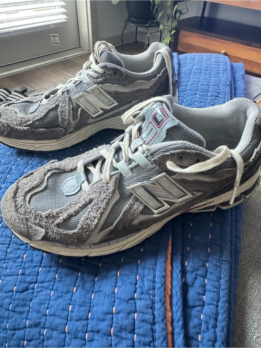 NEW BALANCE 1906D Men's Grey Athletic Running Sneakers